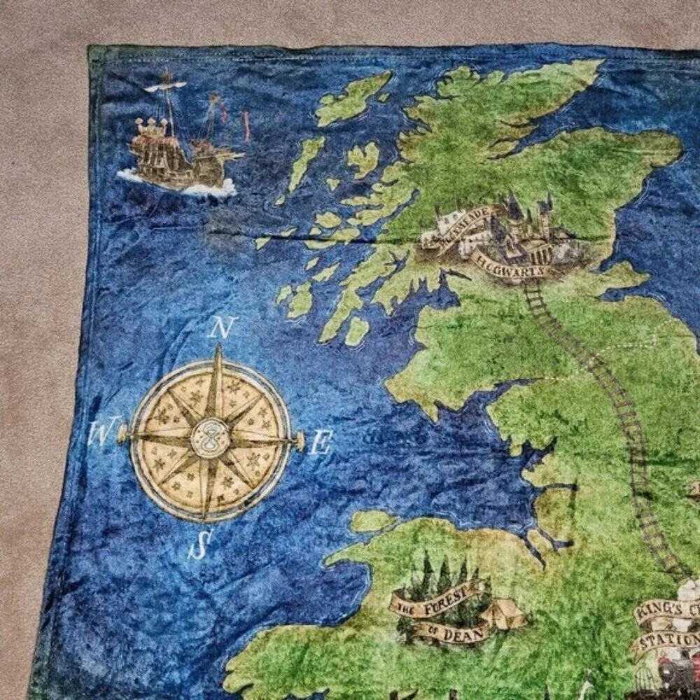 LitJoy Crate Soft Blanket 40x40 Decor Harry Potter Map Hogwarts Kings Cross